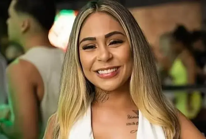 Grababa un trio y cayó desde el balcón del hotel: investigan si fue crimen o accidente