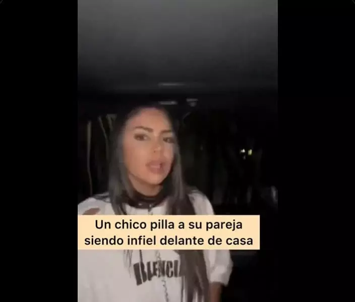 ¡Viral!: la atrapan siendo "infiel" estacionada frente a su casa: ¿real o estrategia?